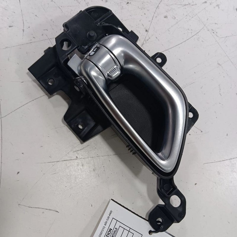 Jeep Compass Door Handle Right Passenger Rear Interior Inside  2018 2019 2020 20