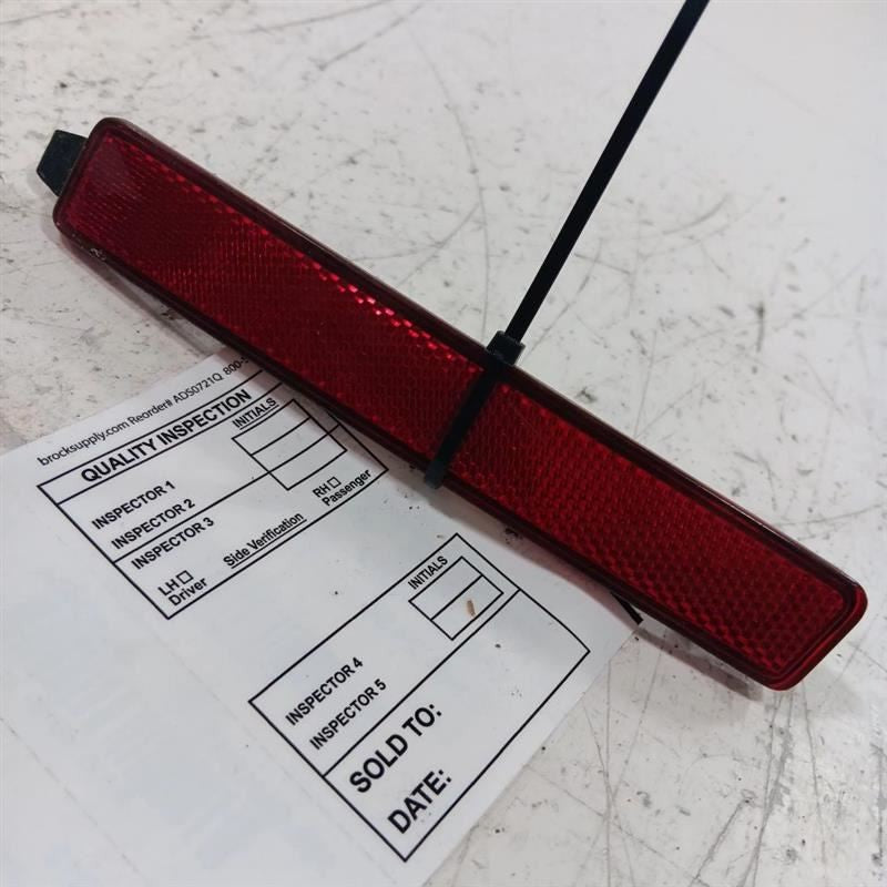 Chevy Traverse Rear Marker Light Lamp  2010 2011 2012 2013 OEM