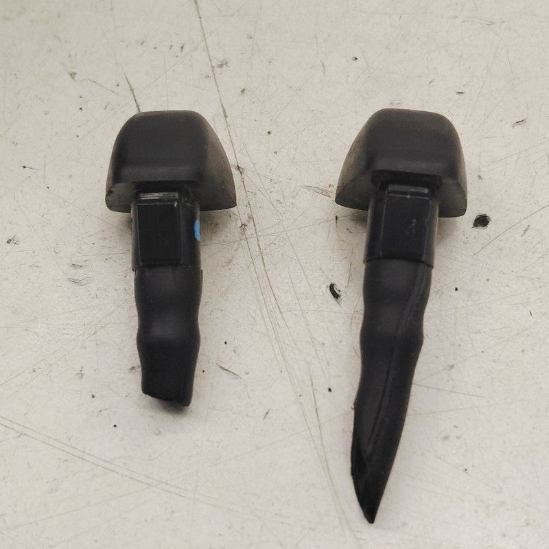 Honda CR-V Windshield Wiper Washer Fluid Hood Sprayer Nozzles  2017 20