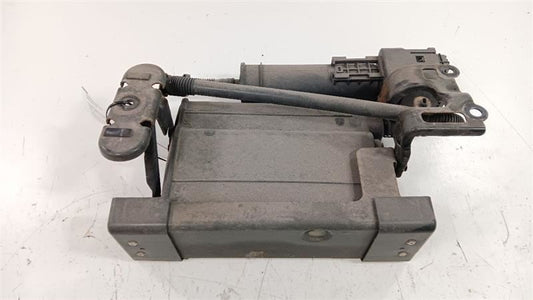 Toyota Prius Fuel Vapor Canister     2012 2013 2014 2015 OEM