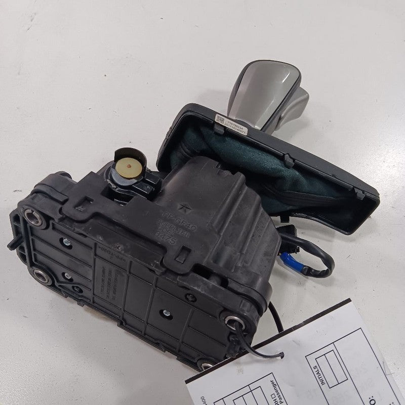 Grand Cherokee Transmission Gear Shifter  2017 2018 2019 2020 OEM