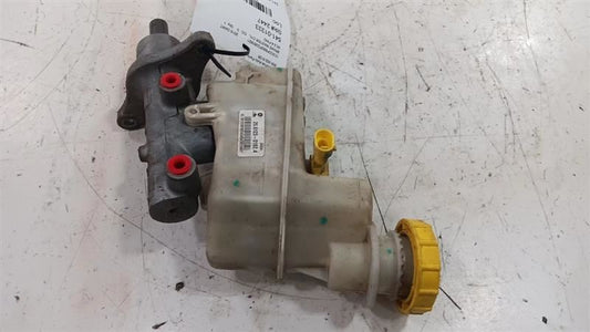 Brake Master Cylinder Fits 13-16 Dodge Dart OEM