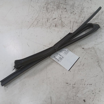 Outlander Sport Door Glass Window Seal Rubber Left Driver Rear Back  2