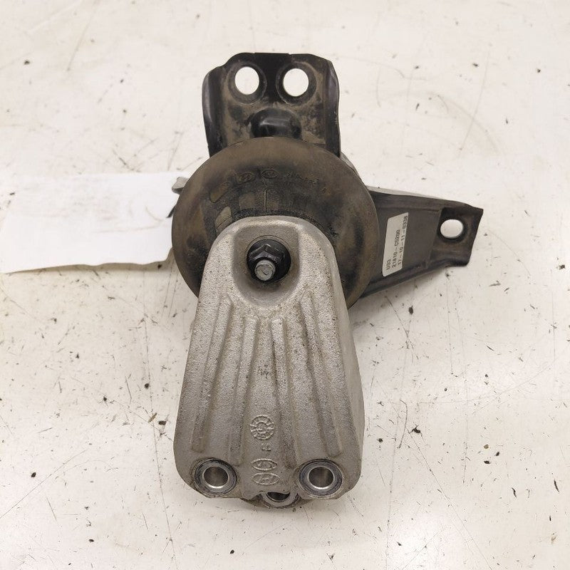 Kia Sorento Engine Motor Mount Right Passenger  3.3 2018 2017 2016