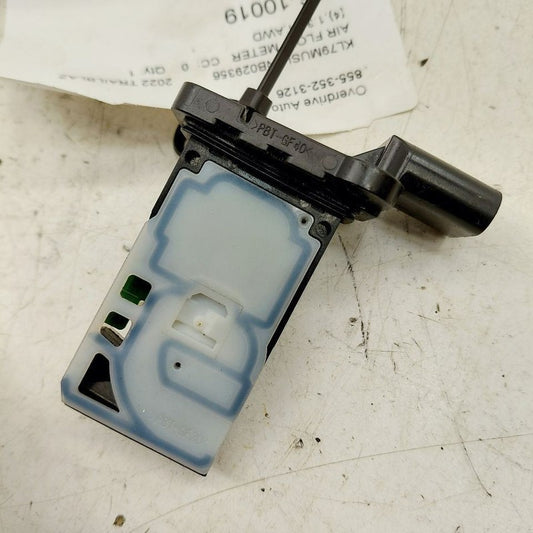 Mass Air Flow Meter Sensor Fits 19-24 Cadillac XT4
