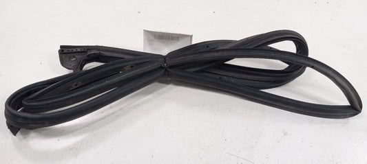 Dodge Caliber On Door Seal Rubber Right Passenger Front 2007 2008 2009 2010 2011