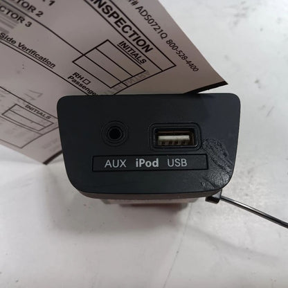 Hyundai Elantra USB Plug In Hub Port  2017 2016 2015 2014 2013 OEM