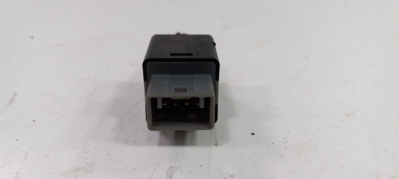 Hyundai Santa Fe Brake Pedal Switch 2017 2018 2019