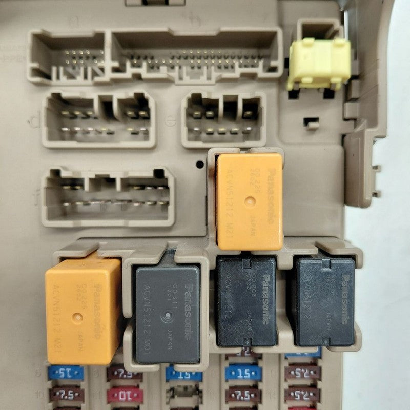 Subaru XV Crosstrek Cabin Fuse Box Interior Inner Under Dash 2022 2021