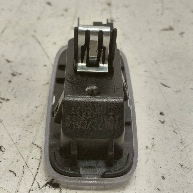 Chevy Equinox Dome Light Roof Lamp  2024 2023 2022