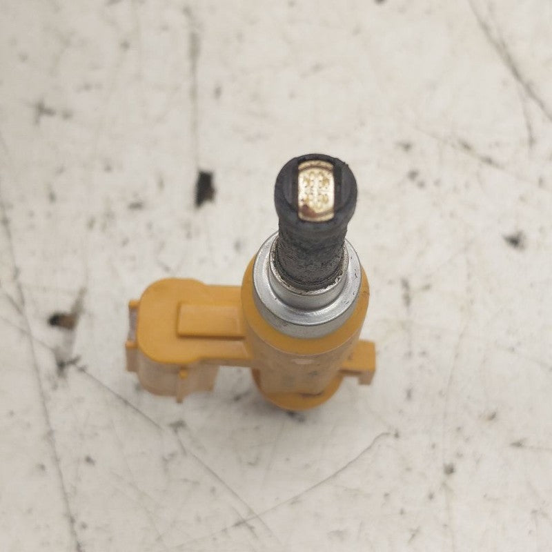 Upper Fuel Injection Injector Fits 18-21 Lexus NX300