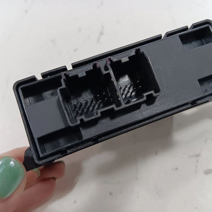 Jeep Compass Gateway Control Module { 68512086AA } 2018 2019 2020 2021
