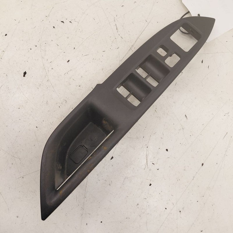 Mitsubishi Outlander   Window Switch Bezel Trim Left Front 2018 2017 2