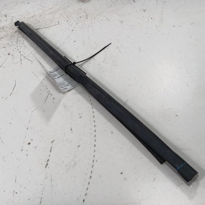 Kia Sportage Left Rear Weather Strip Interior  2022 2021 2020 2019 201