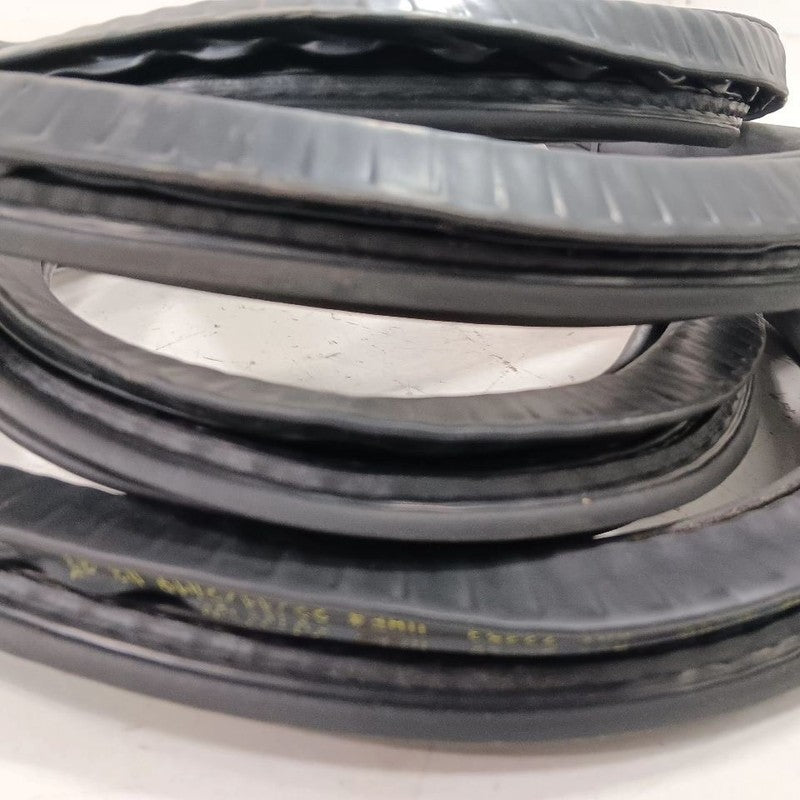 Jeep Renegade On Body Door Jamb Seal Rear Right Passenger Back   2021 2020 2019