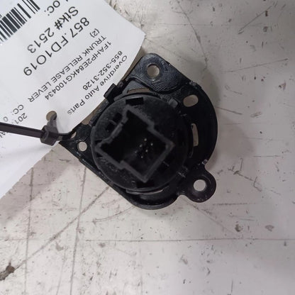 Ford Taurus Trunk Latch Release Button Switch  2019 2018 2017 2016 201