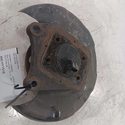 Hyundai Elantra Passenger Right Rear Spindle Knuckle Bearing Hub  2017 2018 2019