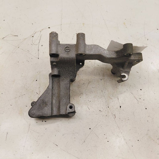 Mitsubishi Outlander   Alternator Mount Bracket  2018 2017 2016