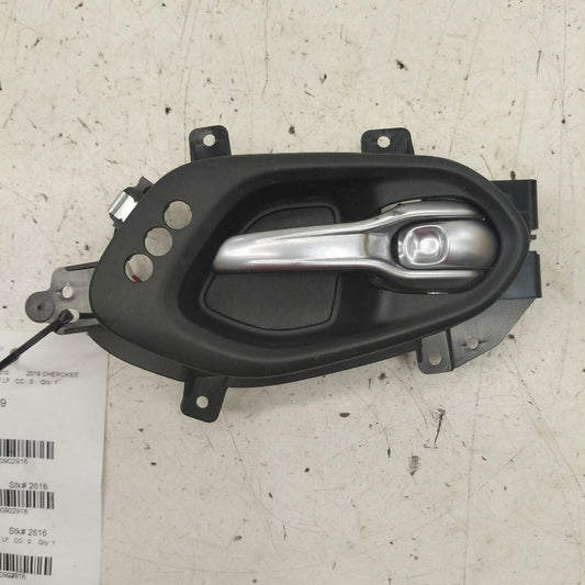Jeep Cherokee Door Handle Left Driver Front Interior Inside  2019 2020