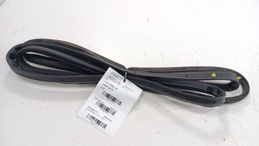 Chevrolet Equinox On Door Seal Rubber Left Driver Front 2018 2019