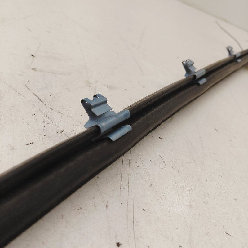 Chrysler 300 Right Front Weather Strip Interior  2017 2018 2019