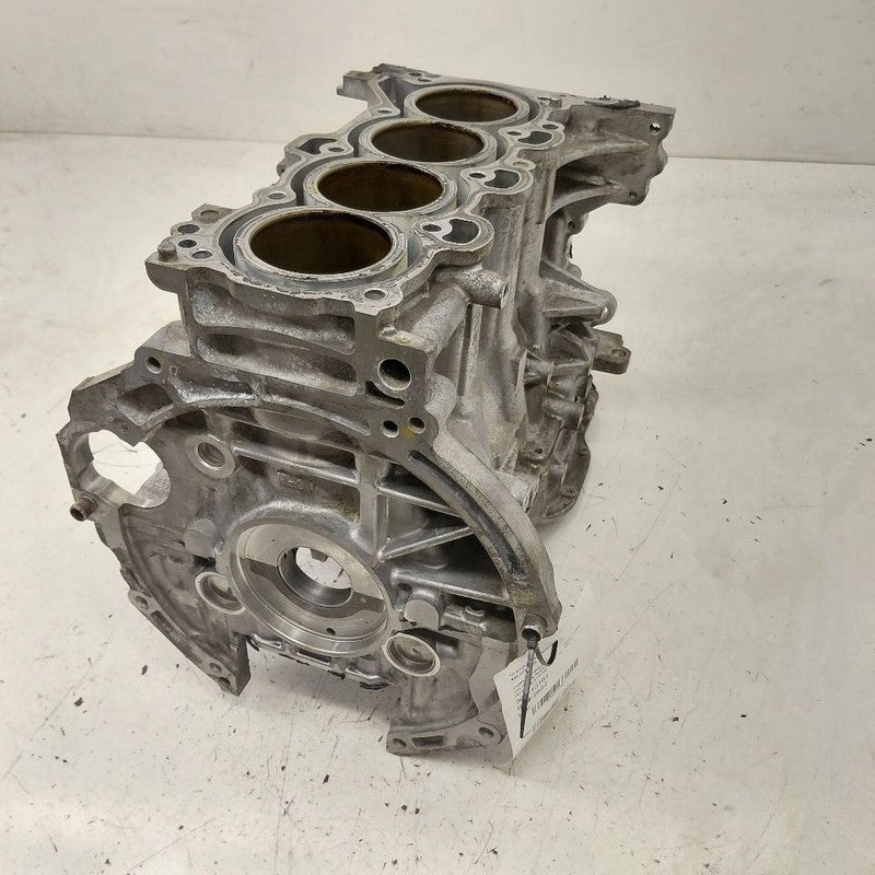 Bare Engine Cylinder Block 2.0L Fits 21 Hyundai Kona