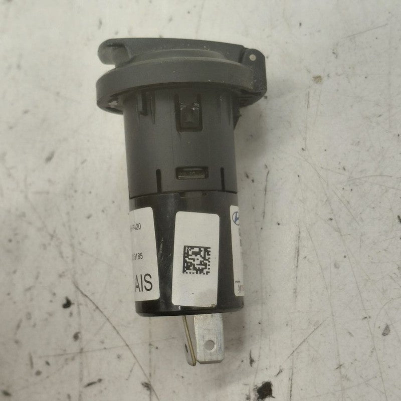Hyundai Kona 12V Power Port Socket  2021 2020 2019
