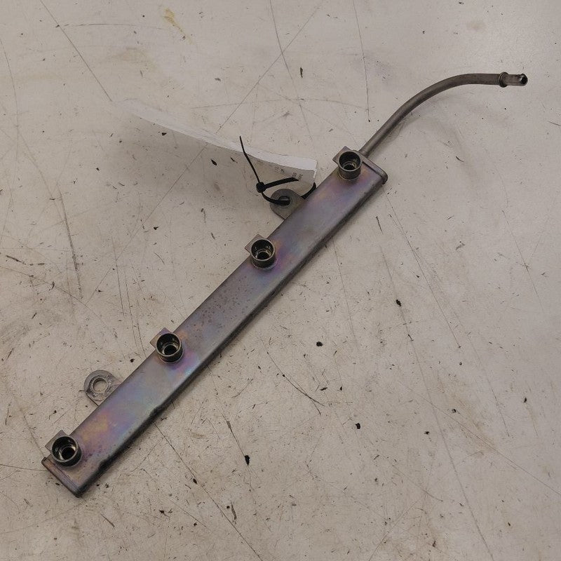 Mitsubishi Outlander   Fuel Rail Injection Injector Mount Bar  2018 20