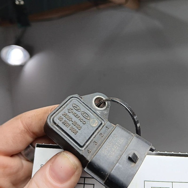 Kia Soul 39300-2B100 MAP Sensor 2017 2018 2019