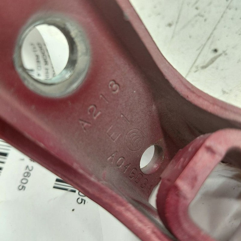 Mitsubishi Outlander   Door Hinge Set Right Front Passenger  2018 2017