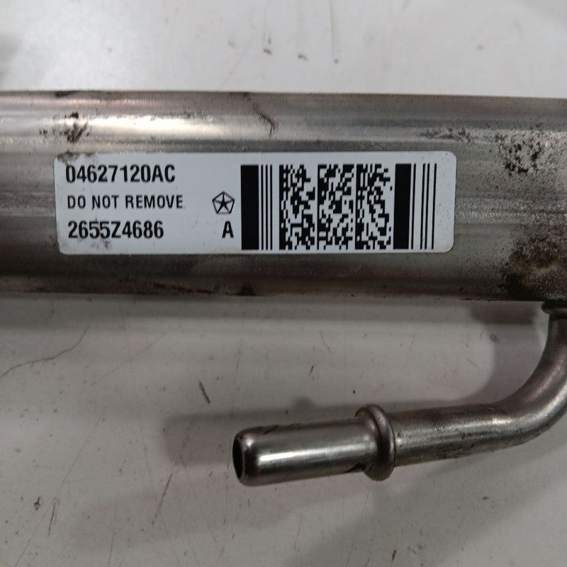 Fiat 500 Fuel Rail Injection Injector Mount Bar  2016 2017 OEM
