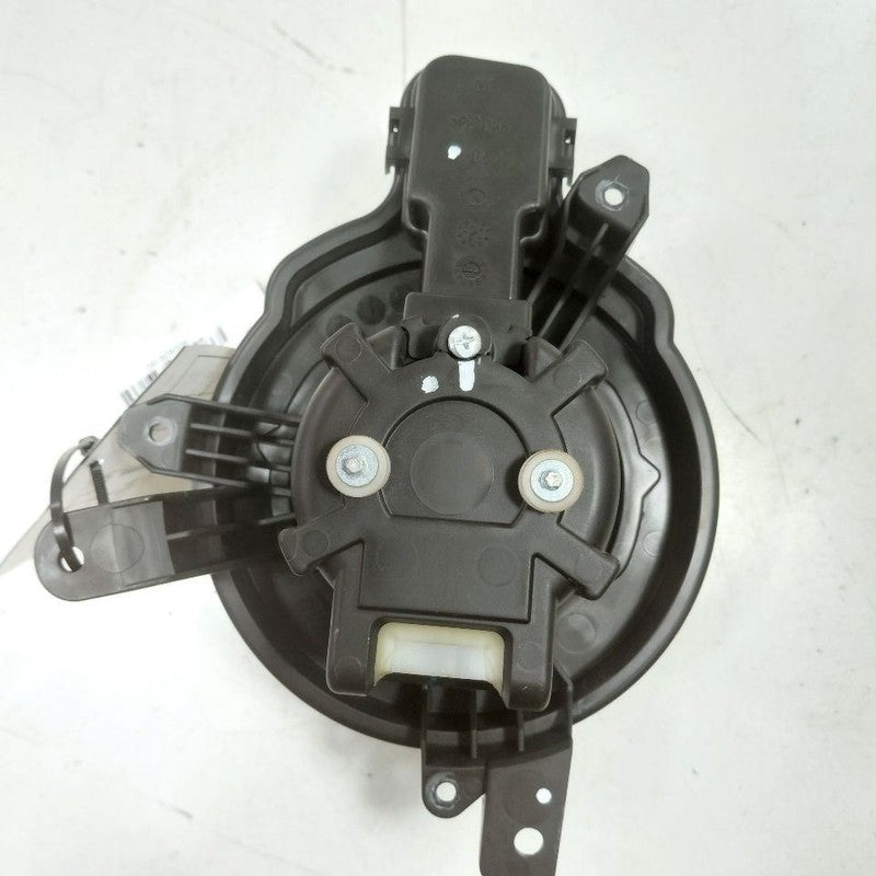 Blower Motor Fits 22-24 Jeep Compass OEM