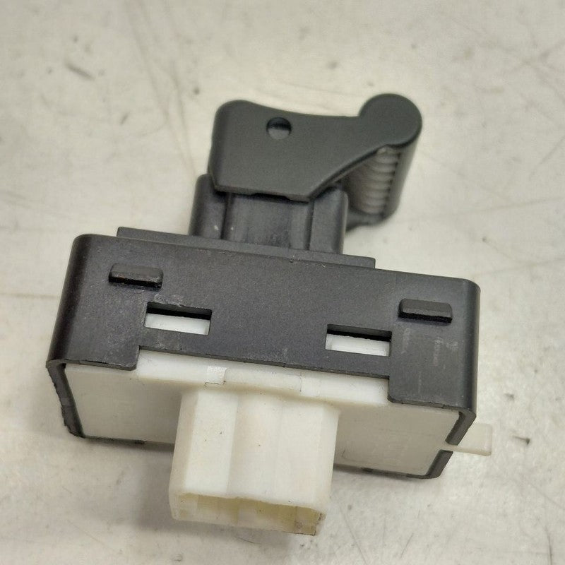 Fiat 500 X Model   Power Window Switch Right Passenger Front  2016 201