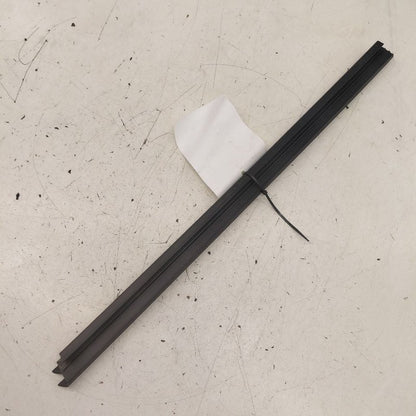 Jeep Cherokee Right Rear Weather Strip Interior  2019 2020 2021