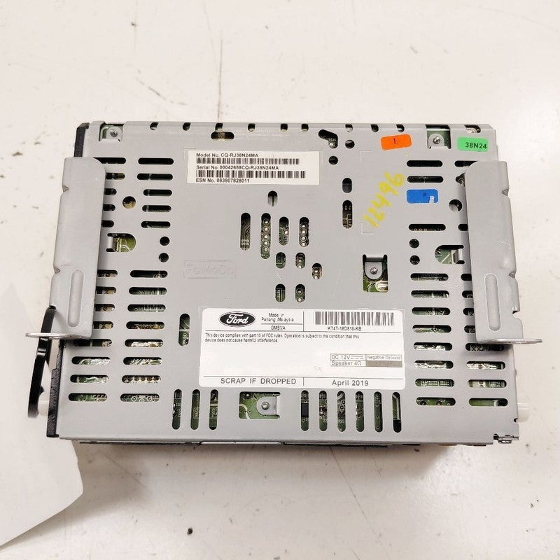 Audio Equipment Radio Receiver AM-FM-MP3 9 Speaker System 19 Ford Edge