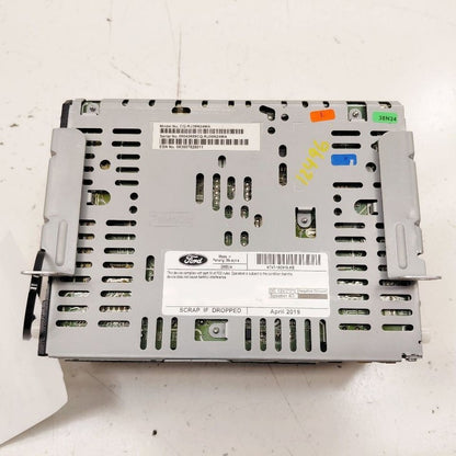 Audio Equipment Radio Receiver AM-FM-MP3 9 Speaker System 19 Ford Edge