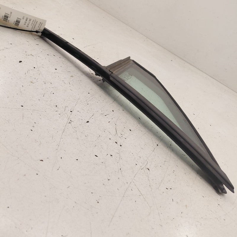 2018 Fiat 500 X Model Driver Left Front Door Vent Glass Window