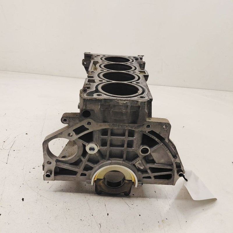 Bare Engine Cylinder Block Gasoline 2.4L Fits 16-20 Mitsubishi Outland