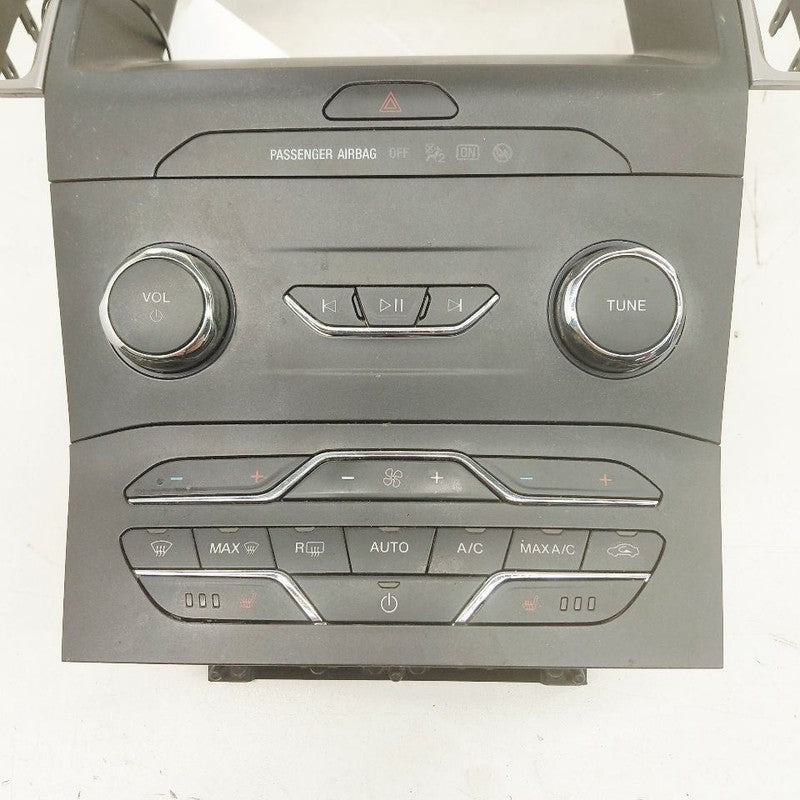 Audio Equipment Radio Control Panel 8.0" Screen Opening 19-20 Ford Edg