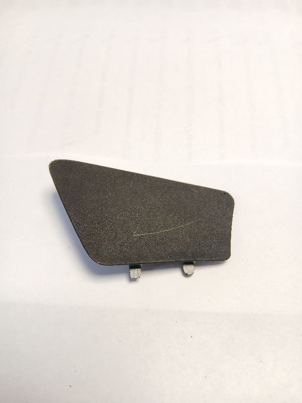 Chevy Trailblazer Passenger Right Rear Door Handle Bolt Cover {1358240