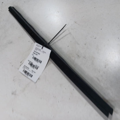 Chevy Malibu Left Rear Weather Strip Interior 2019 2020 2021 2022