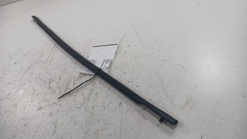 Subaru Impreza Door Glass Window Weather Strip Trim Rear Left Back  20