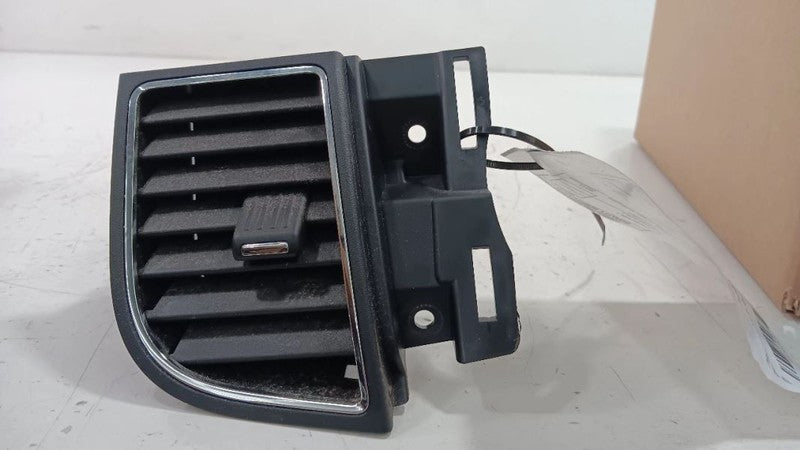 Ford Taurus Dash Air Vent Left Driver  2013 2014 2015 2016