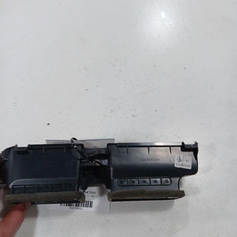 Honda Civic Dash Air Vent Center Middle  2018 2017 2016