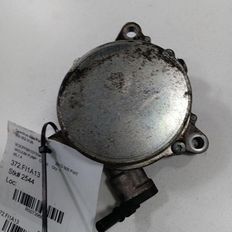 Fiat 500 Vacuum Pump  2012 2013 2014 2015 OEM