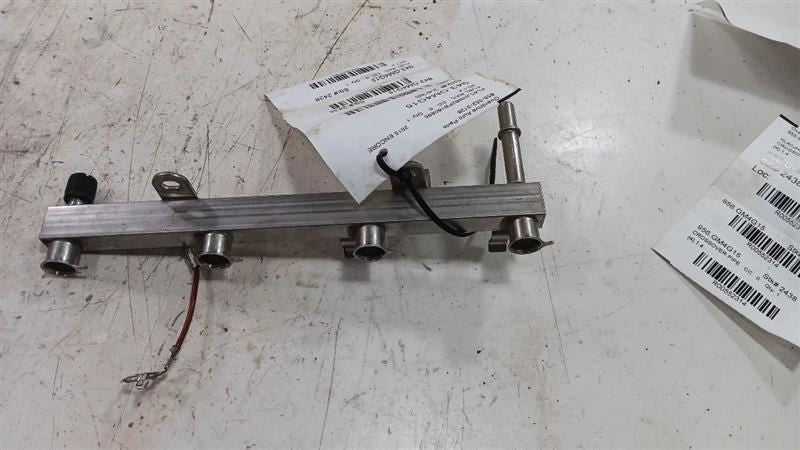 Buick Encore Fuel Rail Injection Injector Mount Bar  2013 2014 2015 2016