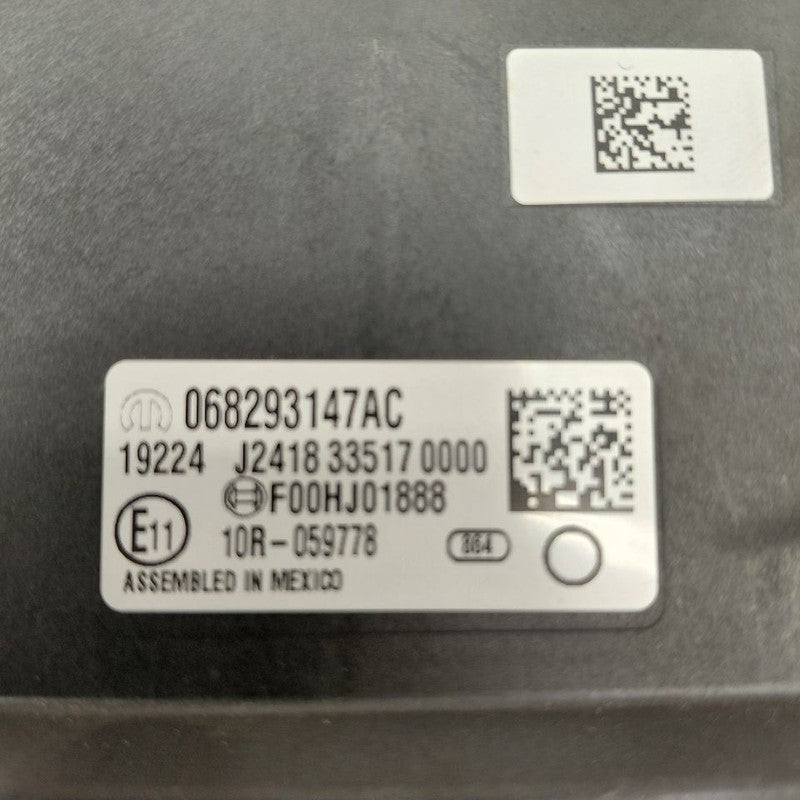 Chrysler 300 Telematics Network Gateway Control Module {068293147AC} 2