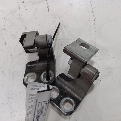 Jeep Renegade Door Hinge Set Left Front Driver   2021 2020 2019 OEM