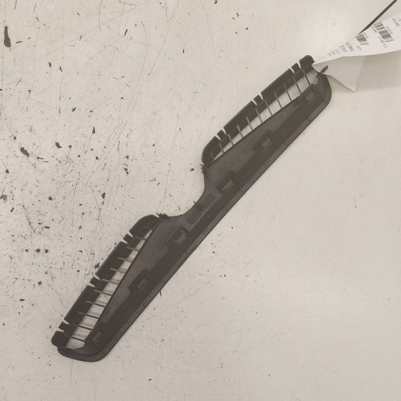 Buick Encore GX Defrost Vent Center Middle  2022 2023 2024 2025