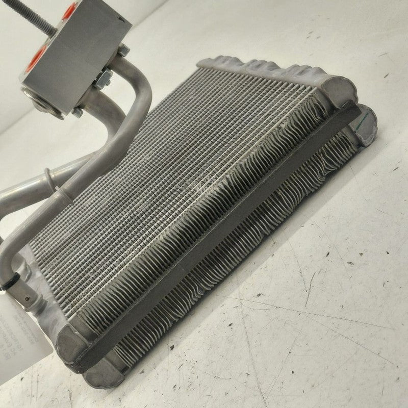 Air Conditioning AC Evaporator Fits 17-19 Chevy Volt